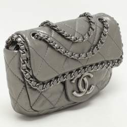 Pre Owned Chanel Silver Quilted Crinkled Leather Mini Chain Me Bag