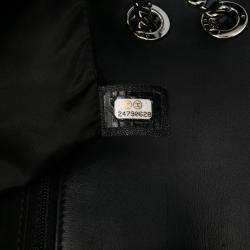 Chanel Black Medium Quilted Metallic Knit Pluto Glitter Flap