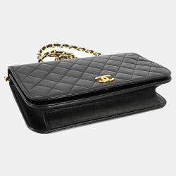 Chanel Matelasse Chain Shoulder Bag Leather Black Gold Metal Fittings Push Lock
