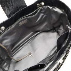 Pre Owned Chanel 2.55 Turnlock Black White Calf Leather Tote Bag