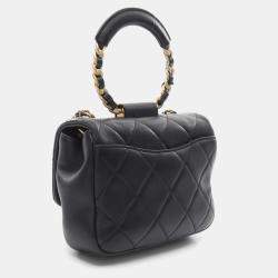 مملوكة مسبقًا  Chanel In-the-Loop CC Black Lambskin Sheep Leather Shoulder Bag