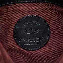 Pre Owned Chanel Quilted Expandable Black Leather Shoulder Bag