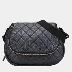 Pre Owned Chanel Quilted Expandable Black Leather Shoulder Bag