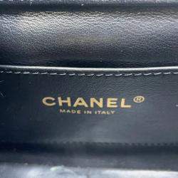 Chanel Matelasse Black Lambskin Chain Shoulder Bag 