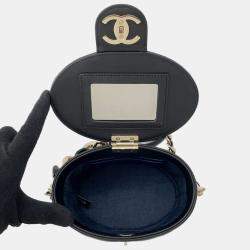 Pre Owned Chanel Matelasse Black Lambskin Chain Vanity Bag 