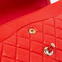 Pre Owned Chanel Red Medium Classic Lambskin Double Flap