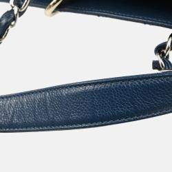 Pre Owned حقيبة يد شانيل توتس سلسلة كبيرة جلد عجل أز�رق غراند شوبينغ أكس لارج