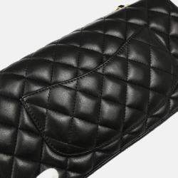 مملوكة مسبقًا Chanel East West Black Lambskin Shoulder Bag