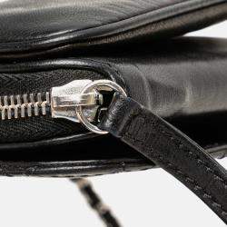 Pre Owned Chanel Black CC Quilted Lambskin Clams Wallet on Chain