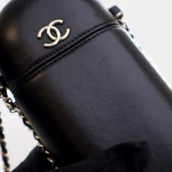 Pre Owned Chanel Chain Around Black Lambskin Phone Holder Bag