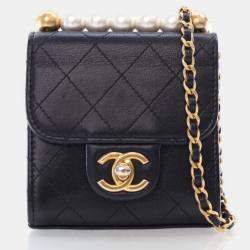 Chanel Black Goatskin Chic Pearl Clutch With Chain