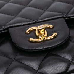 Chanel Black Jumbo Classic Lambskin Double Flap