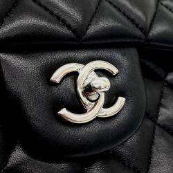 Chanel Black Leather Lambskin Classic Jumbo bag