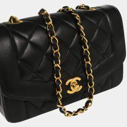 Pre Owned Chanel Diana Small Black Lambskin Shoulder Bag