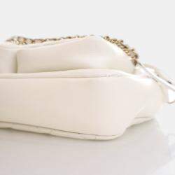 مملوكة مسبقًا Chanel Camera White Calfskin Shoulder Bag