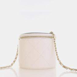Pre Owned Chanel Round Mini White Lambskin Vanity Case With Chain