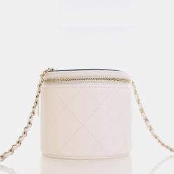 Pre Owned Chanel Round Mini White Lambskin Vanity Case With Chain