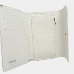 Chanel White Caviar Skin Long Tri-Fold Wallet  
