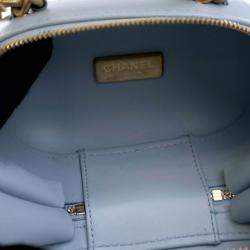 Chanel Blue Quilted Lambskin CC Bubble Vanity Case With Chain
