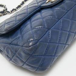 Pre Owned Chanel Dark Blue Quilted Leather Medium Classic Double Flap Bag