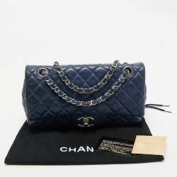 Pre Owned Chanel Dark Blue Quilted Leather Medium Classic Double Flap Bag