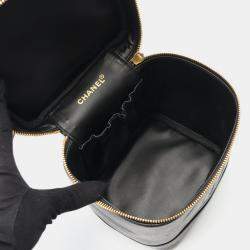 Pre Owned Chanel Vertical Vanity Black Leather Top Handle Bag