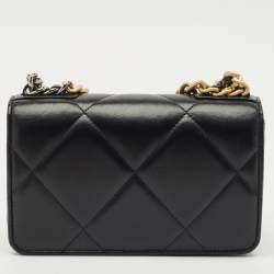 Pre Owned Chanel Black Quilted Leather 19 Flap Wallet on Chain