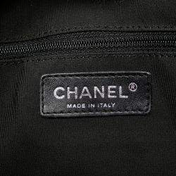 Pre Owned Chanel Black CC Chevron Quilted Lambskin Boston
