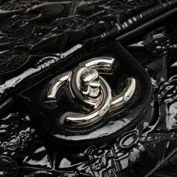 Pre Owned Chanel Black Jumbo Patent Lucky Symbols Flap