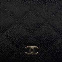 مملوكة مسبقًا Chanel Black Quilted Caviar Leather L Yen Wallet