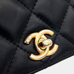 Pre Owned Chanel Black Leather Chain Crossbody Bag