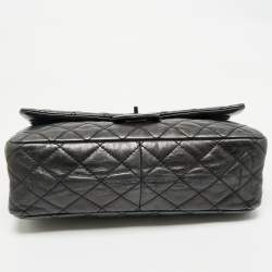Pre Owned Chanel Black Quilted Aged Leather Classic 226 Reissue 2.55 Flap Bag