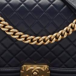 Pre Owned Chanel Navy Blue Quilted Leather New Medium Boy Flap Bag