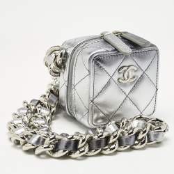 Pre Owned Chanel Silver Quilted Leather Like A Wallet Chain Clutch