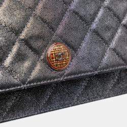 Pre Owned Chanel Silver Quilted Iridescent Lambskin Tartan Button Wallet On Chain