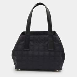 Pre Owned Chanel Black Nylon Travel Ligne Satchel