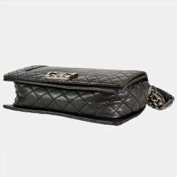 Pre Owned Chanel Boy Black Calfskin Shoulder Bag
