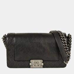 Pre Owned Chanel Boy Black Calfskin Shoulder Bag