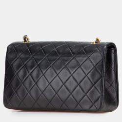 Pre Owned Chanel Black Medium Quilted Lambskin Full Flap