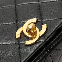 Pre Owned Chanel Black Medium Quilted Lambskin Full Flap