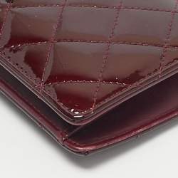 Pre Owned محفظة شانيال واي جلد برغندي مبطن براءة اختراع