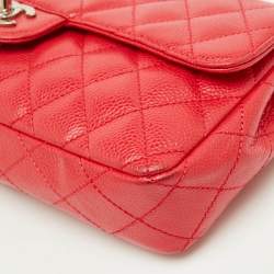 Pre Owned Chanel Red Quilted Caviar Leather Classic East West Flap Bag