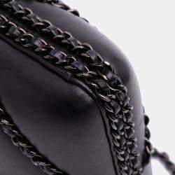Pre Owned Chanel Black Chevron Lambskin Chain Around Clutch on Chain