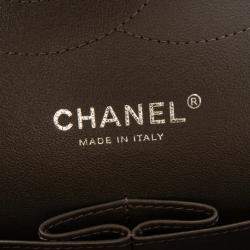 Pre Owned Chanel Grey Jumbo Classic Lambskin Double Flap