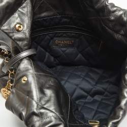 Pre Owned Chanel Metallic Grey Quilted Leather Small 22 Bag