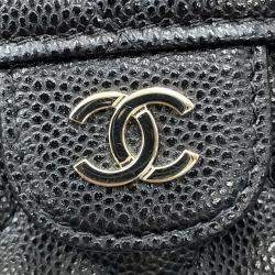 Pre Owned Chanel Matelasse Black Caviar Leather Clutch with Chain Bag