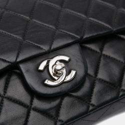 Pre Owned Chanel Black Medium Classic Lambskin Double Flap