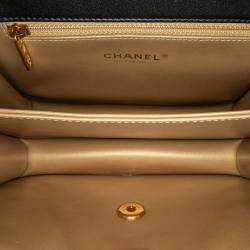 Pre Owned Chanel Black Quilted Lambskin Octagonal Buckle Crossbody
