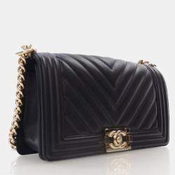 Pre Owned Chanel Boy Medium Black Calfskin Chevron Flap Bag