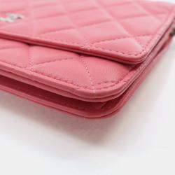 Pre Owned Chanel Pink Lambskin Wallet On Chain